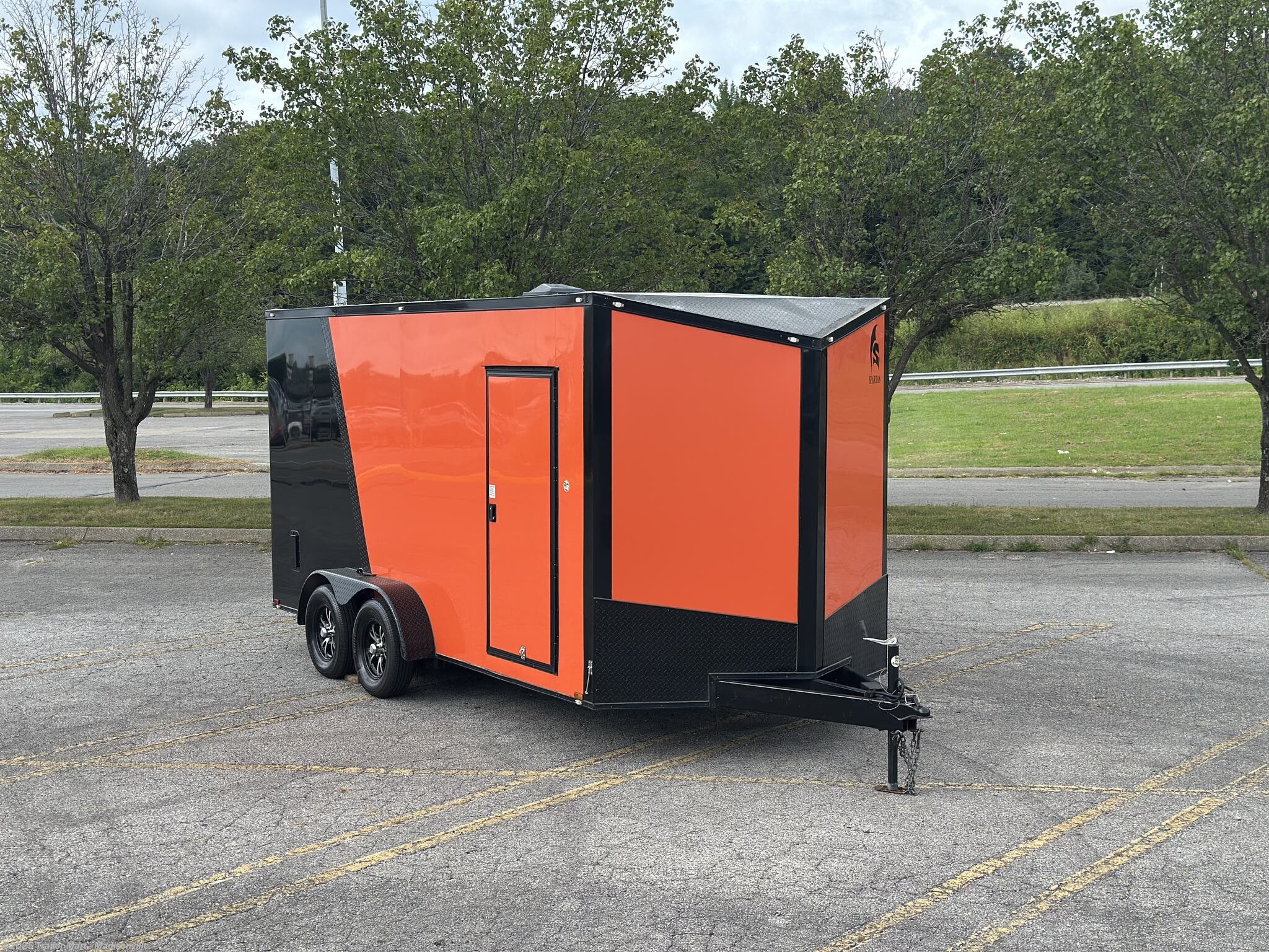 2022 Spartan 7x16 300 Series