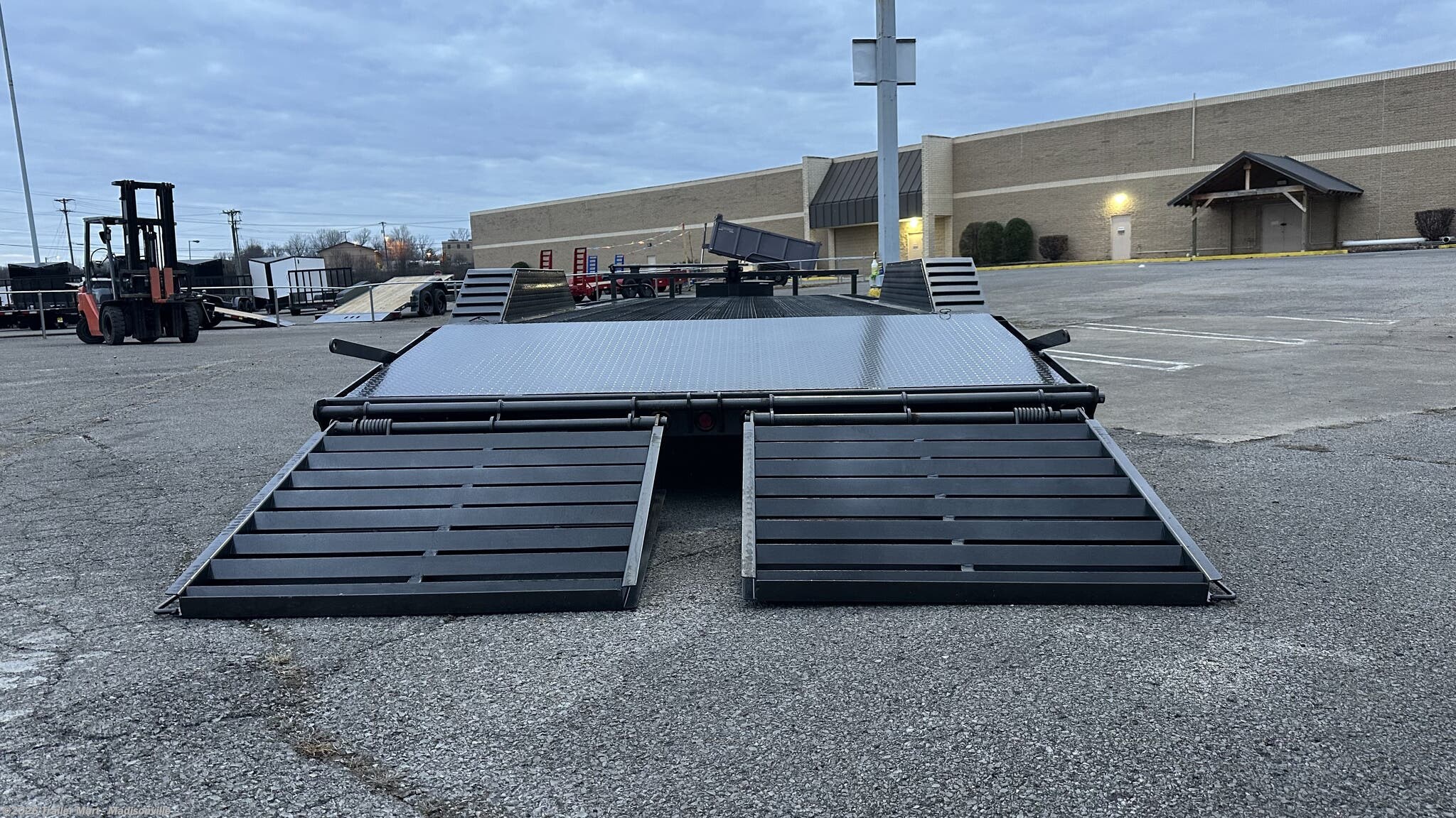 New 2024 Delco C7 22' 16k Drive-Over Equipment Trailer available in Madisonville, Kentucky