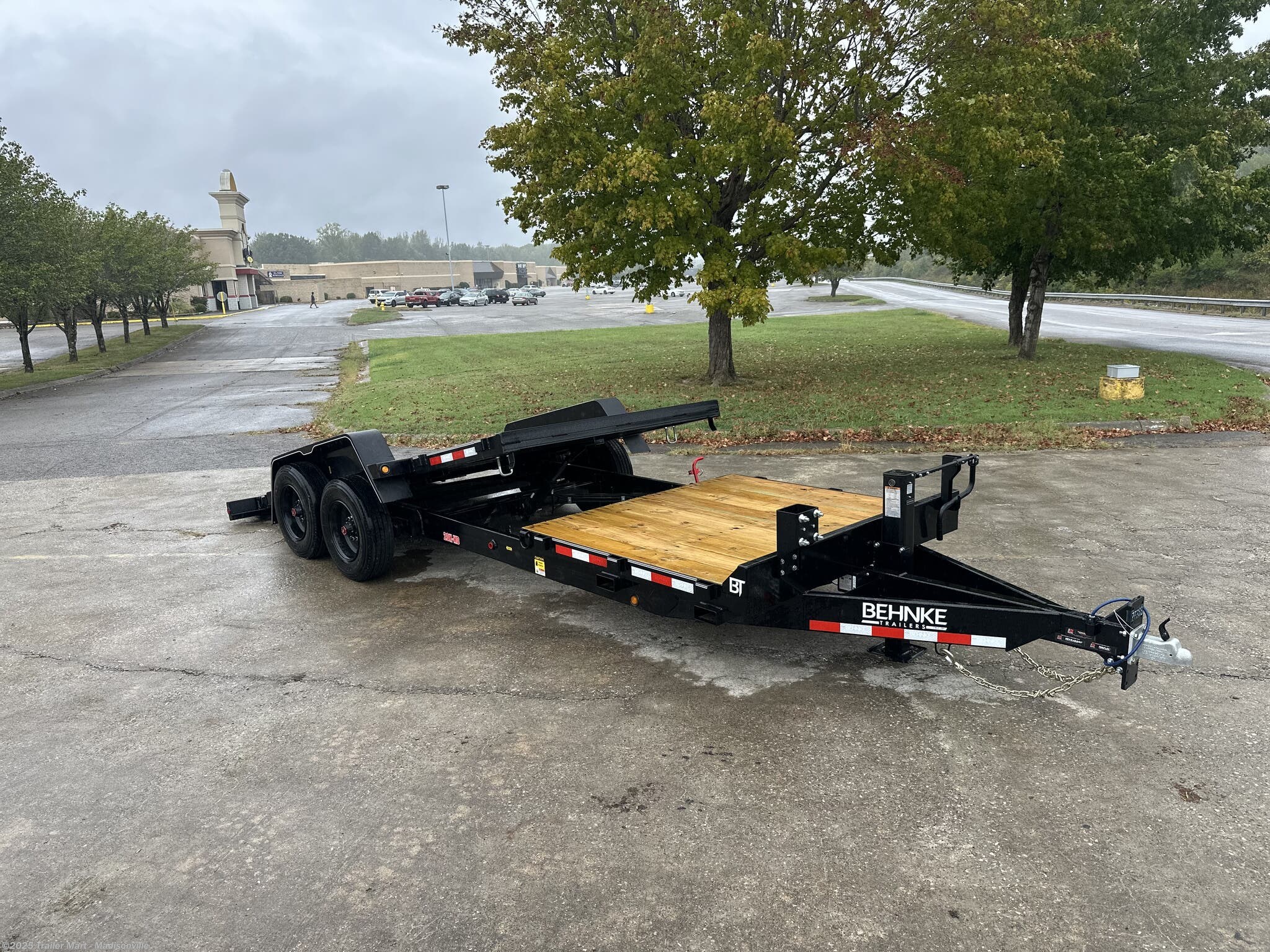 2026 Behnke Trailers 16+6 Split deck tilt trailer 20K GVWR - New Tilt Deck Trailer for sale by Trailer Mart - Madisonville in Madisonville, Kentucky