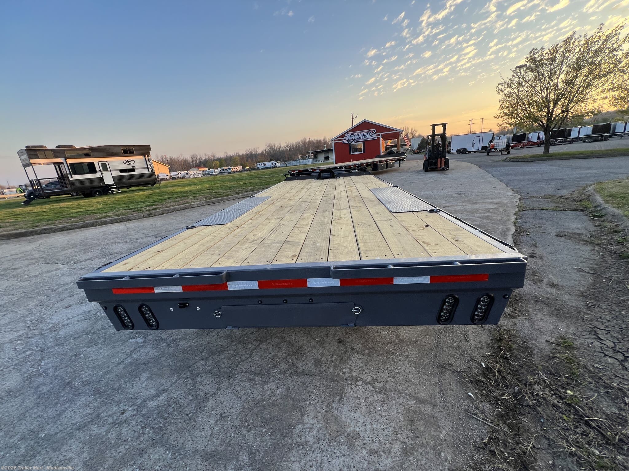 2026 RawMaxx DOX 20' 14k Deckover - New Equipment Trailer for sale by Trailer Mart - Madisonville in Madisonville, Kentucky