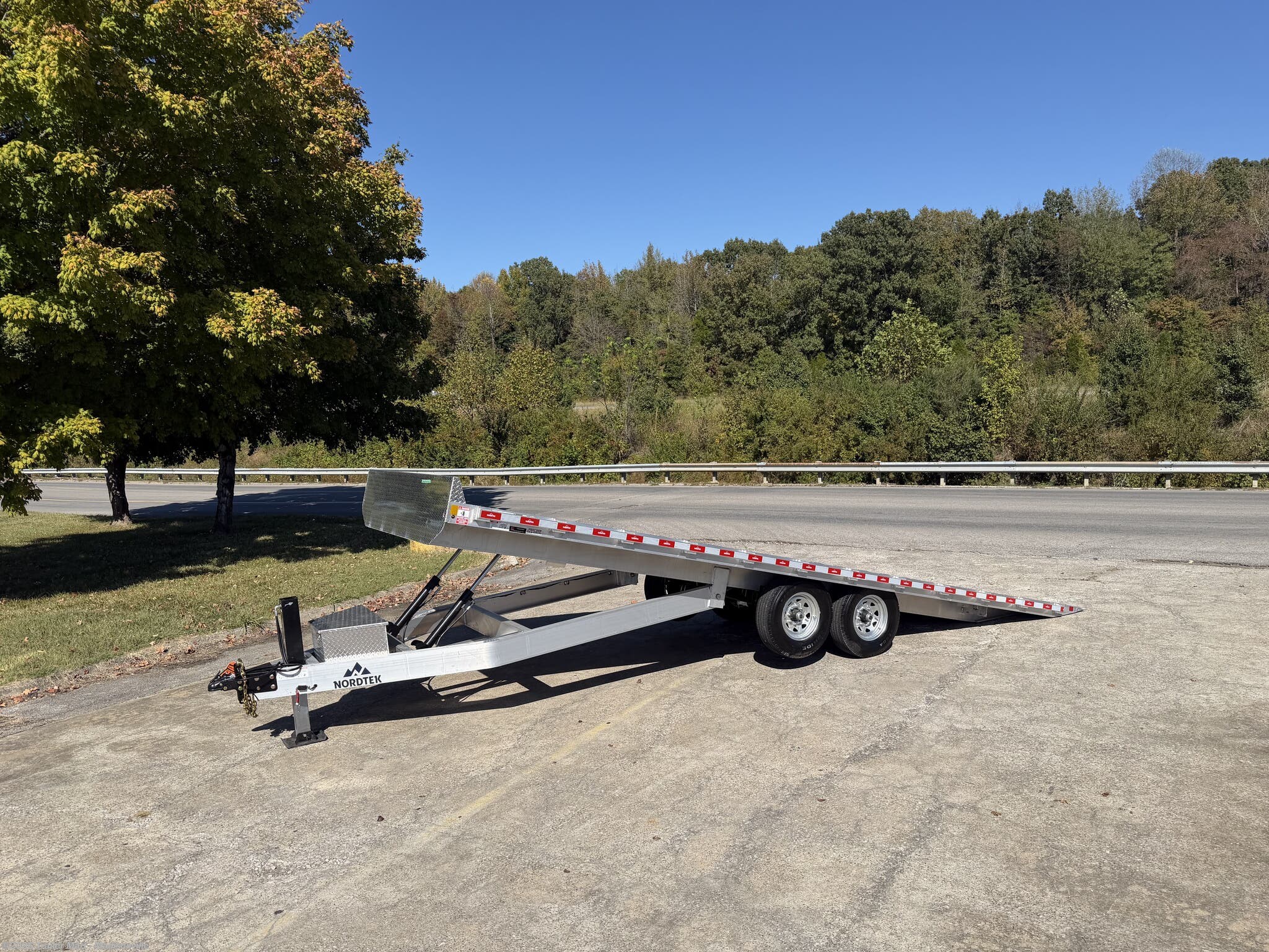 2027 Nordtek 24’ All Aluminum deck over tilt bed 102” wide