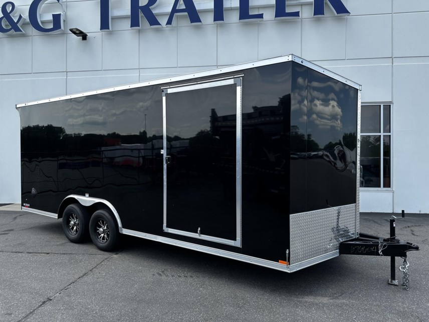 New 2025 RC TRAILERS RDLX 8.5X20 ENCLOSED CAR HAULER - 7' INTERIOR - BLACK available in Buffalo, Minnesota