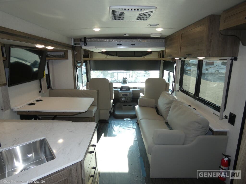 New 2025 Winnebago Sunstar 31B available in South Weber, Utah