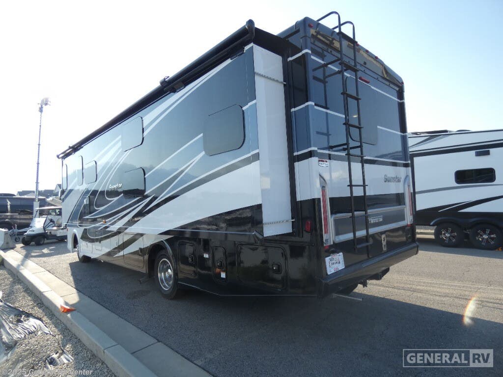 2025 Sunstar 31B by Winnebago from General RV Center in South Weber, Utah