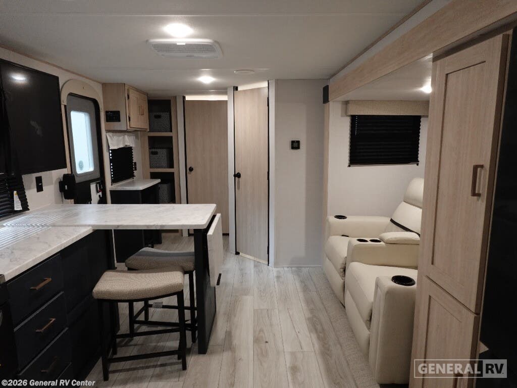 2025 Prime Time Avenger 25MKO - New Travel Trailer For Sale by General RV Center in South Weber, Utah
