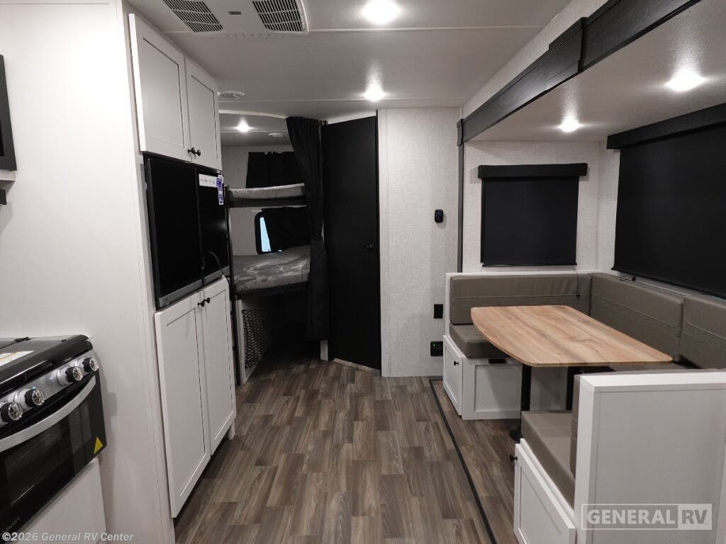 2025 Highland Ridge Range Lite 241BH - New Travel Trailer For Sale by General RV Center in South Weber, Utah