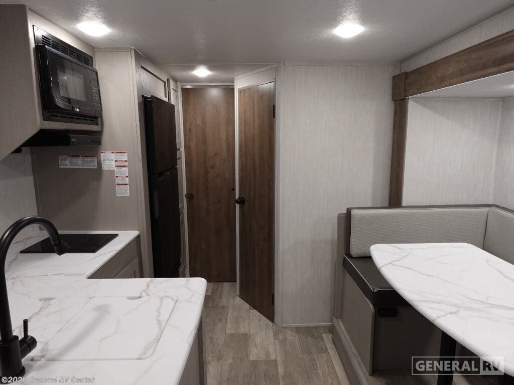 2025 Coachmen Clipper 22BHSR-E - New Travel Trailer For Sale by General RV Center in South Weber, Utah