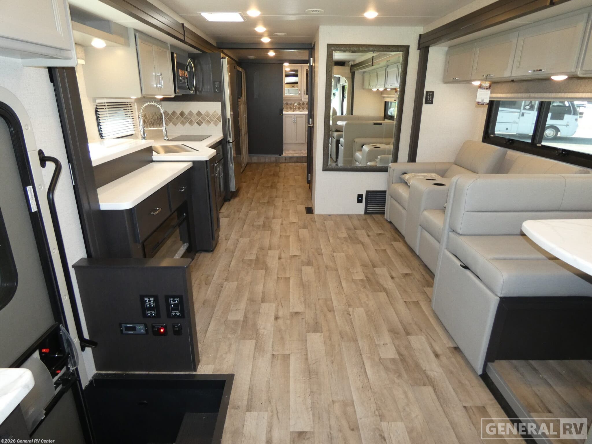 2026 Thor Motor Coach Palazzo GT 37.5 - New Class A For Sale by General RV Center in South Weber, Utah