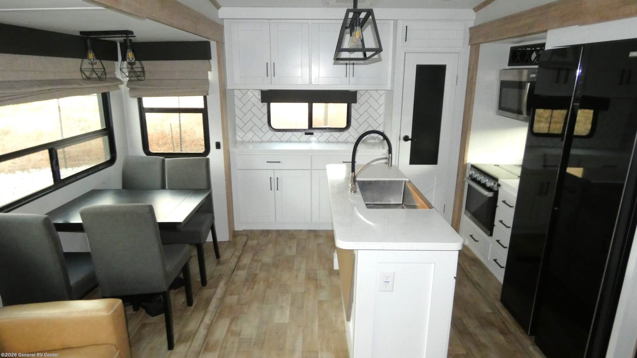 2023 Keystone Arcadia 3550MB - Used Fifth Wheel For Sale by General RV Center in South Weber, Utah