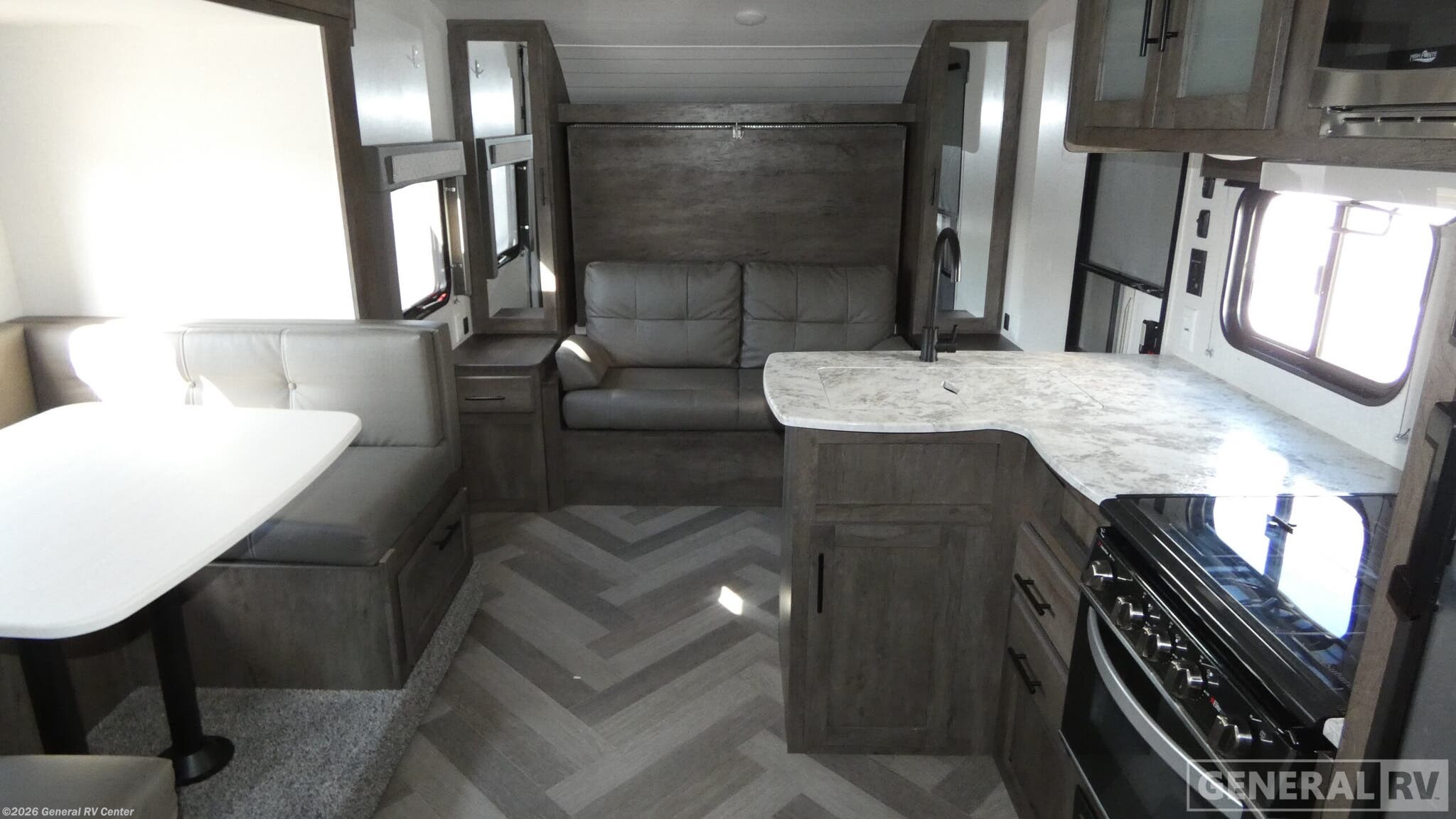 Used 2021 Forest River Salem 221BHXL available in South Weber, Utah