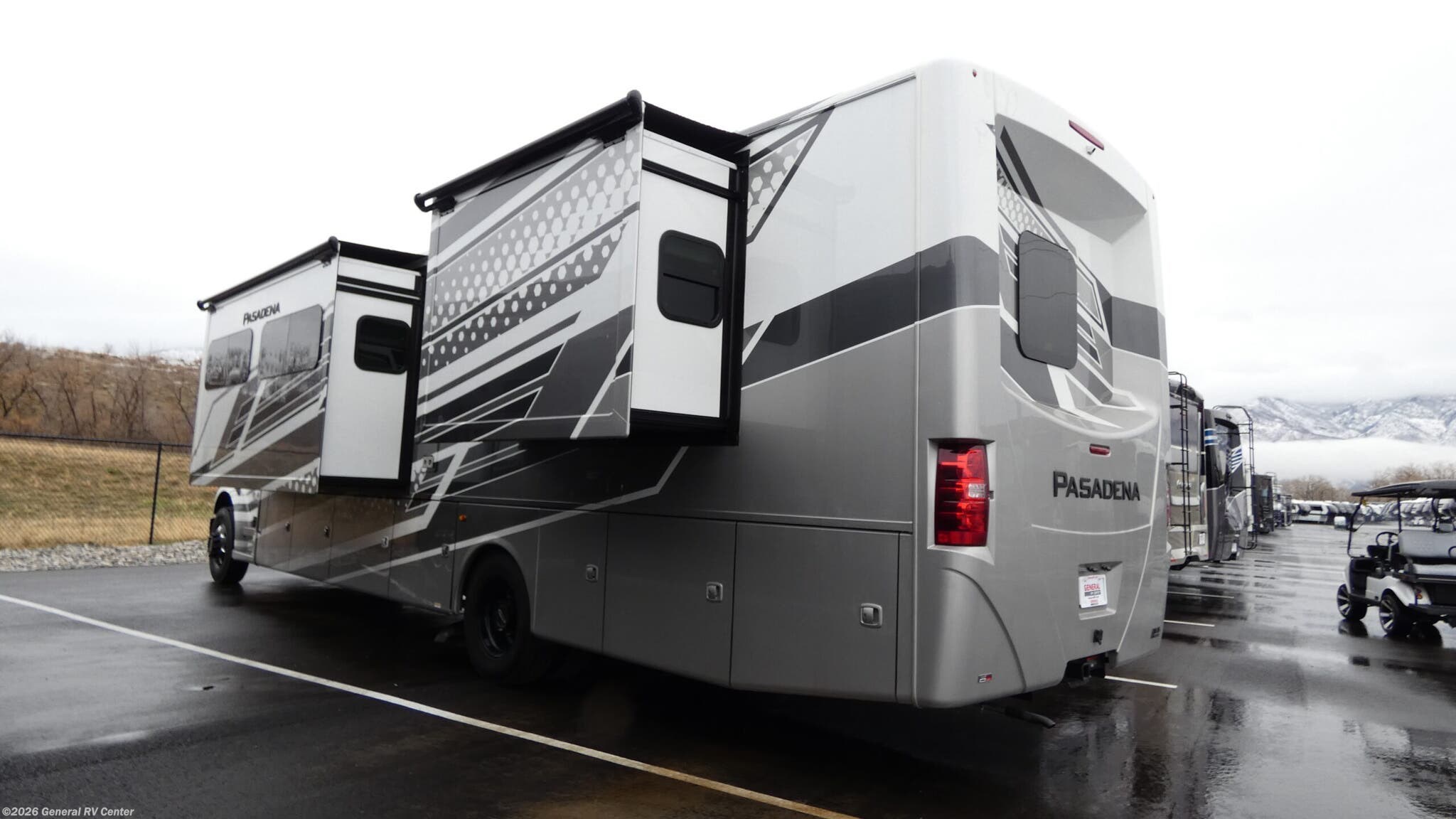 2026 Pasadena 38XL by Thor Motor Coach from General RV Center in South Weber, Utah