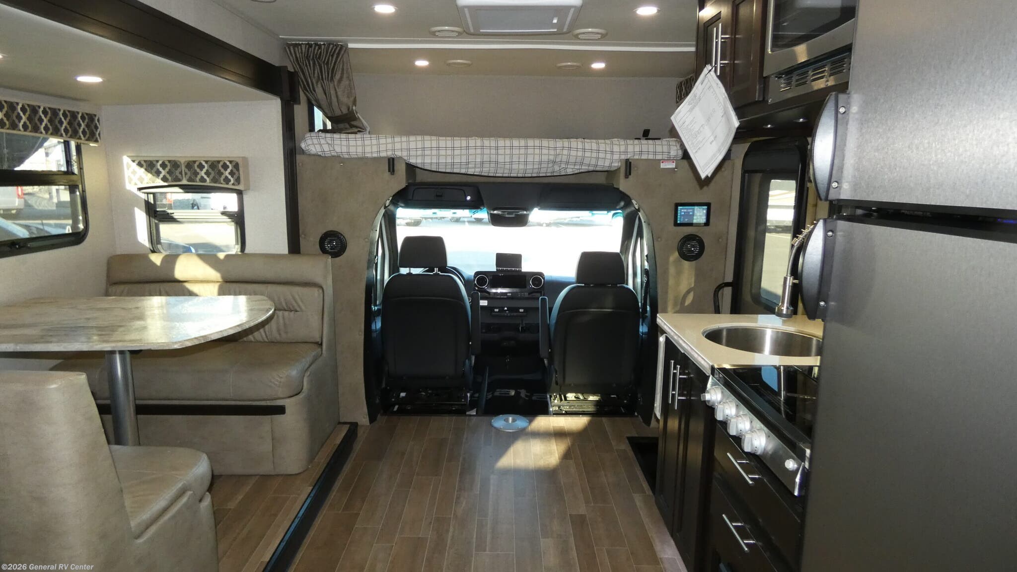 Used 2020 Dynamax Corp ISATA 3 24FW available in South Weber, Utah