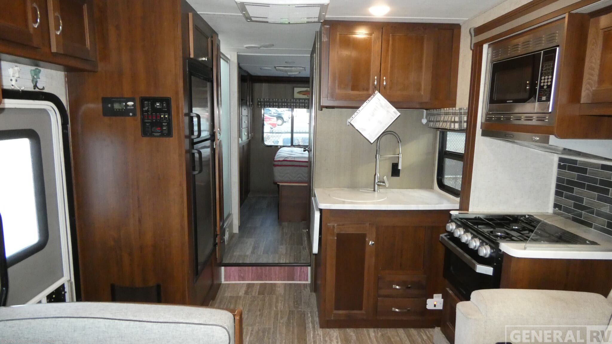 2019 Forest River Sunseeker 2860DS - Used Class C For Sale by General RV Center in South Weber, Utah