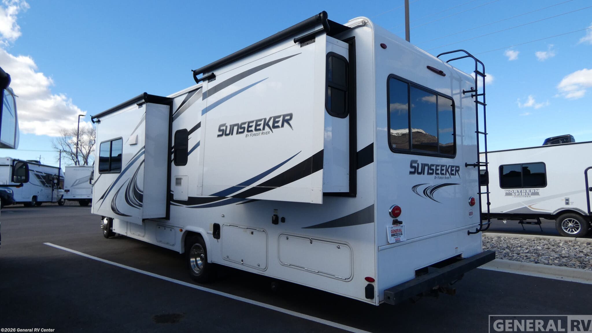 2019 Sunseeker 2860DS by Forest River from General RV Center in South Weber, Utah