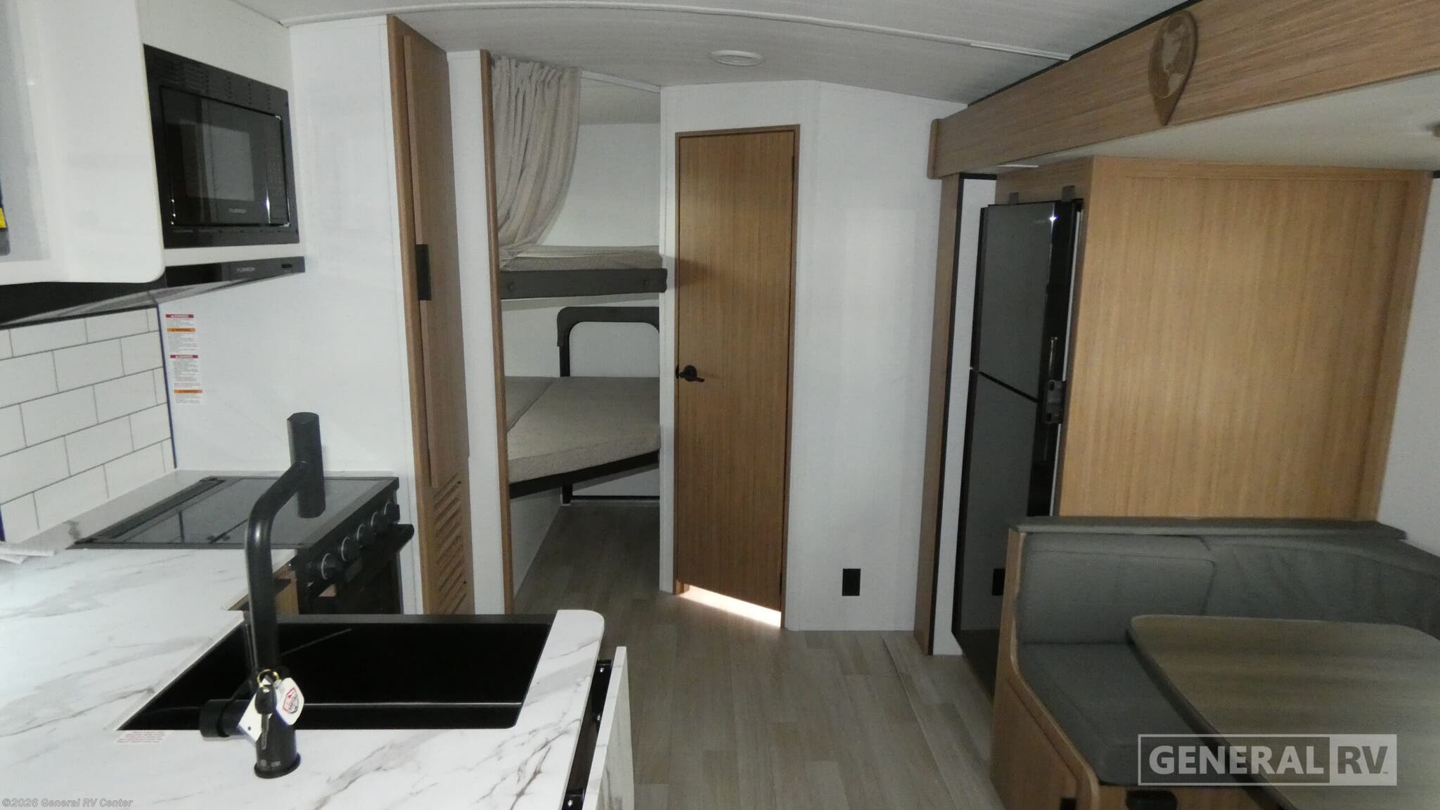 2026 Keystone Passport SUPER LITE 229BHWE - New Travel Trailer For Sale by General RV Center in South Weber, Utah