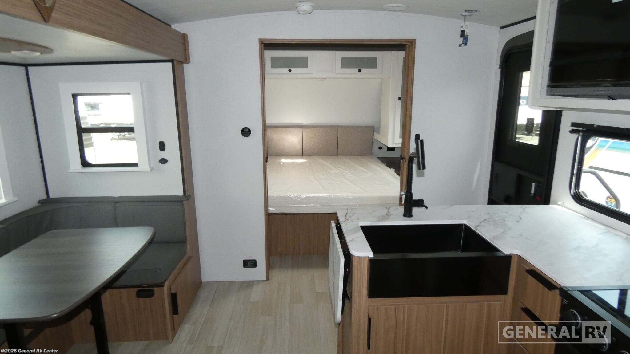 New 2026 Keystone Passport SUPER LITE 229BHWE available in South Weber, Utah