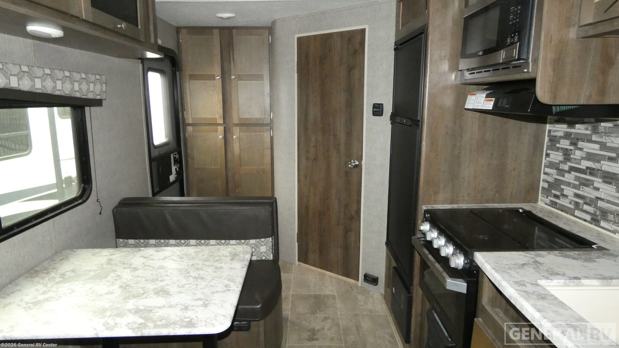 2020 Dutchmen Aspen Trail 1900RB - Used Travel Trailer For Sale by General RV Center in South Weber, Utah