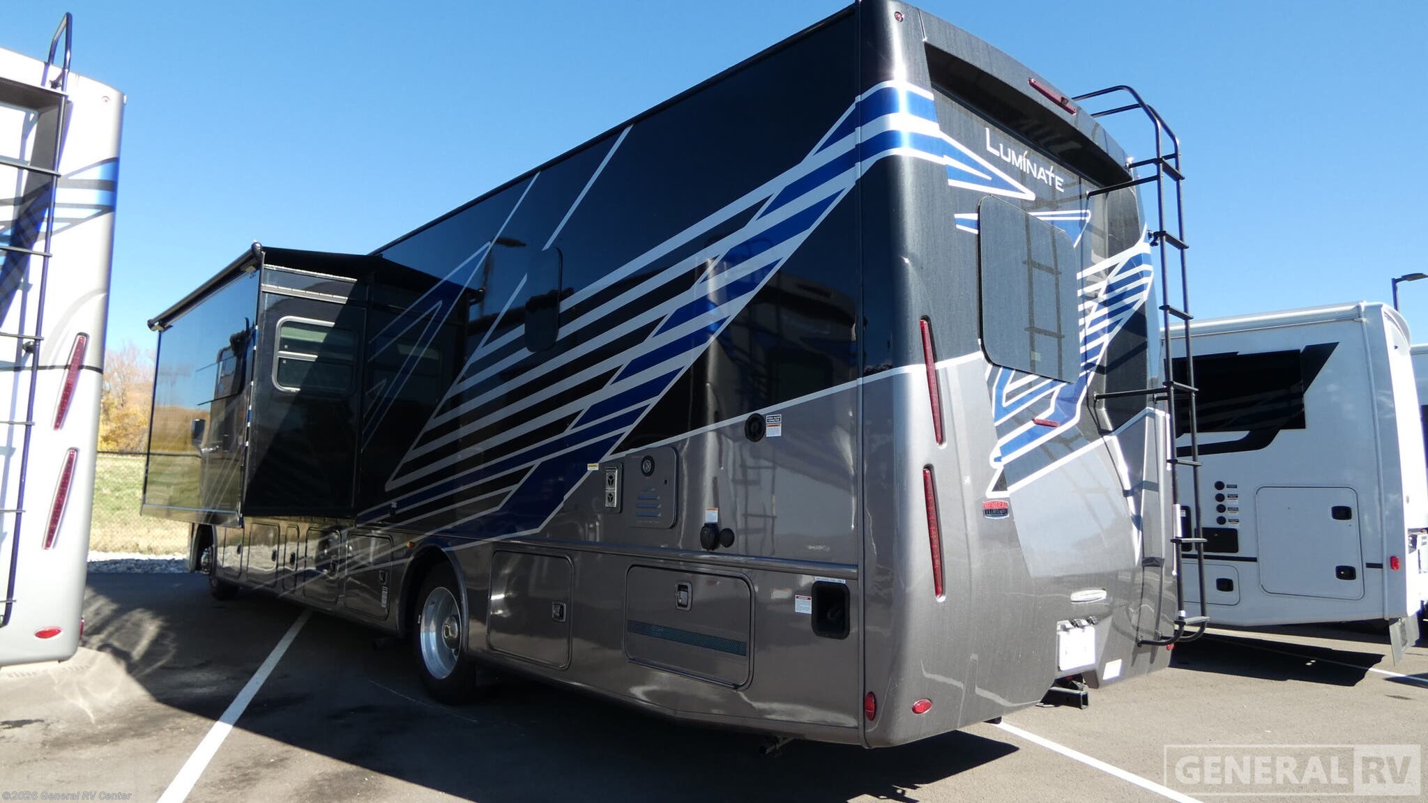 2026 Luminate CC35 by Thor Motor Coach from General RV Center in South Weber, Utah