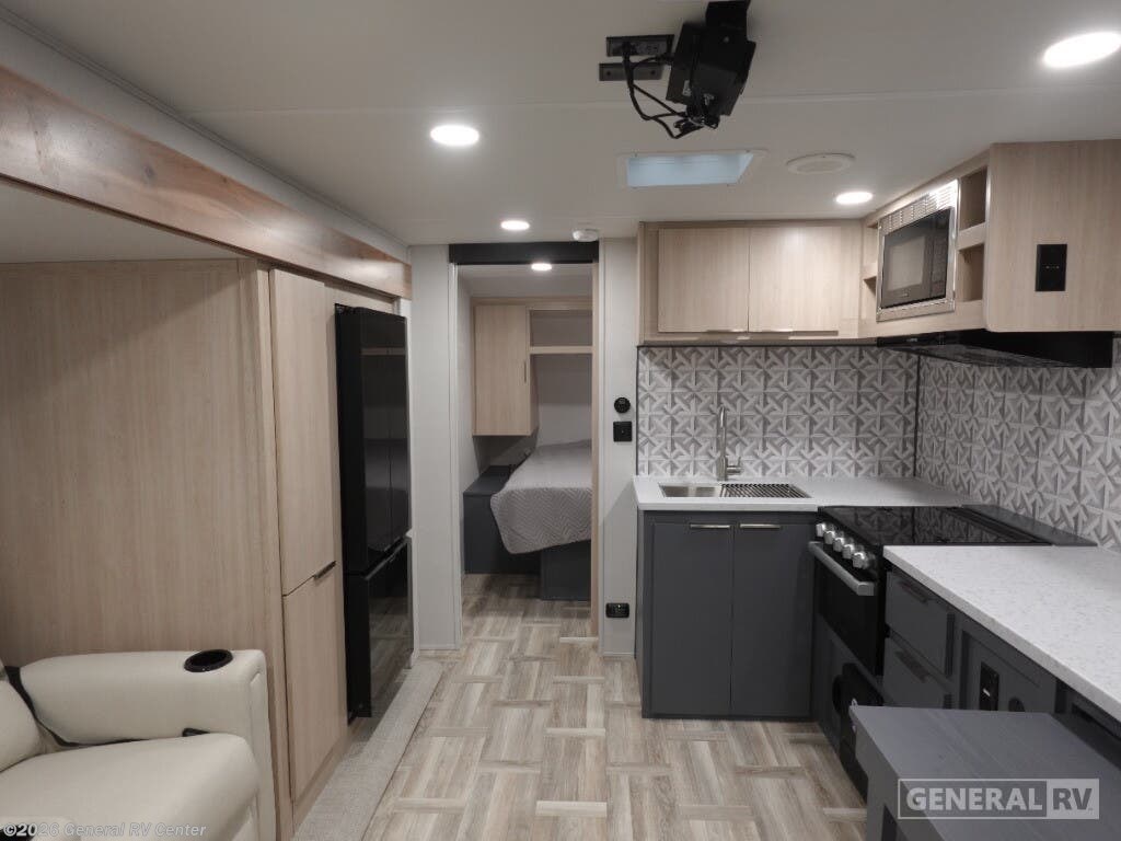 New 2025 Prime Time Tracer 255DS available in South Weber, Utah