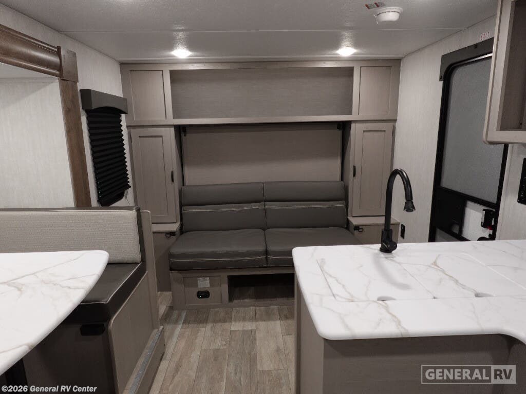 New 2025 Coachmen Clipper 22BHSR-E available in South Weber, Utah