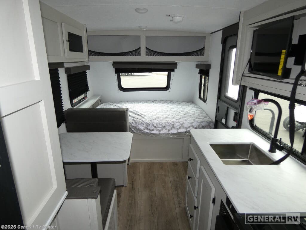 New 2025 Coachmen Spirit 17BHB available in South Weber, Utah