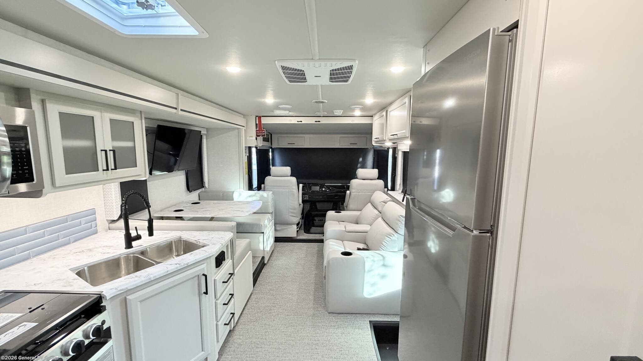 New 2026 Holiday Rambler Admiral 28A available in South Weber, Utah
