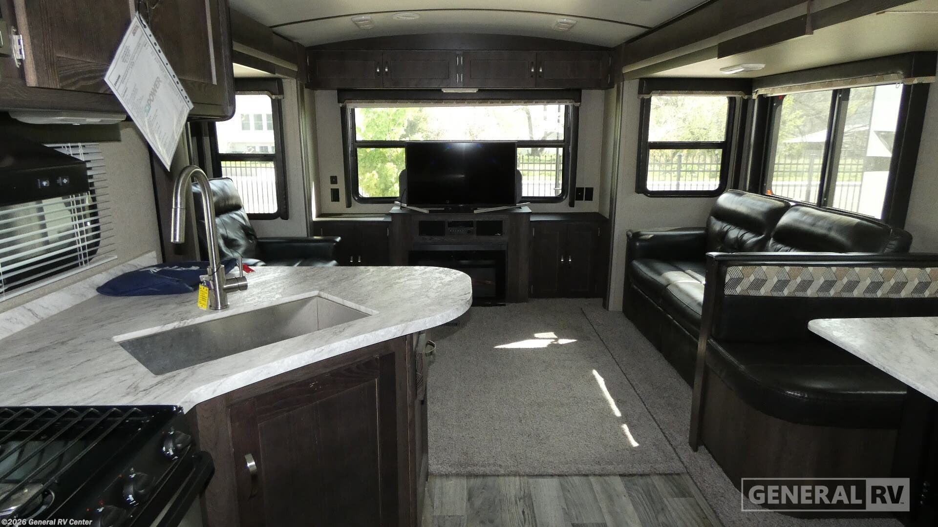 2018 Keystone Outback 298RE - Used Travel Trailer For Sale by General RV Center in South Weber, Utah