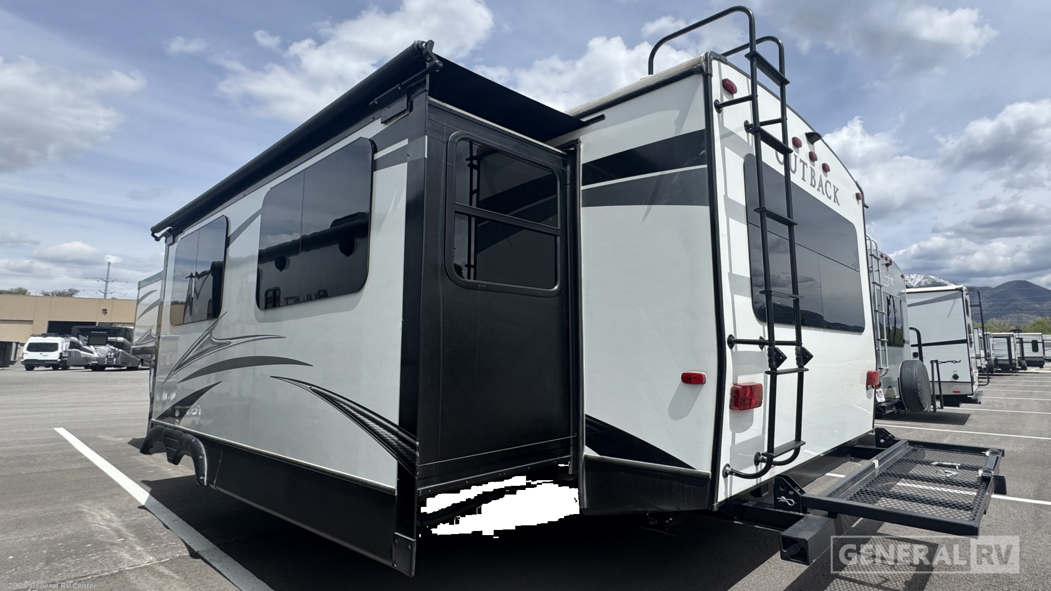 2018 Outback 298RE by Keystone from General RV Center in South Weber, Utah