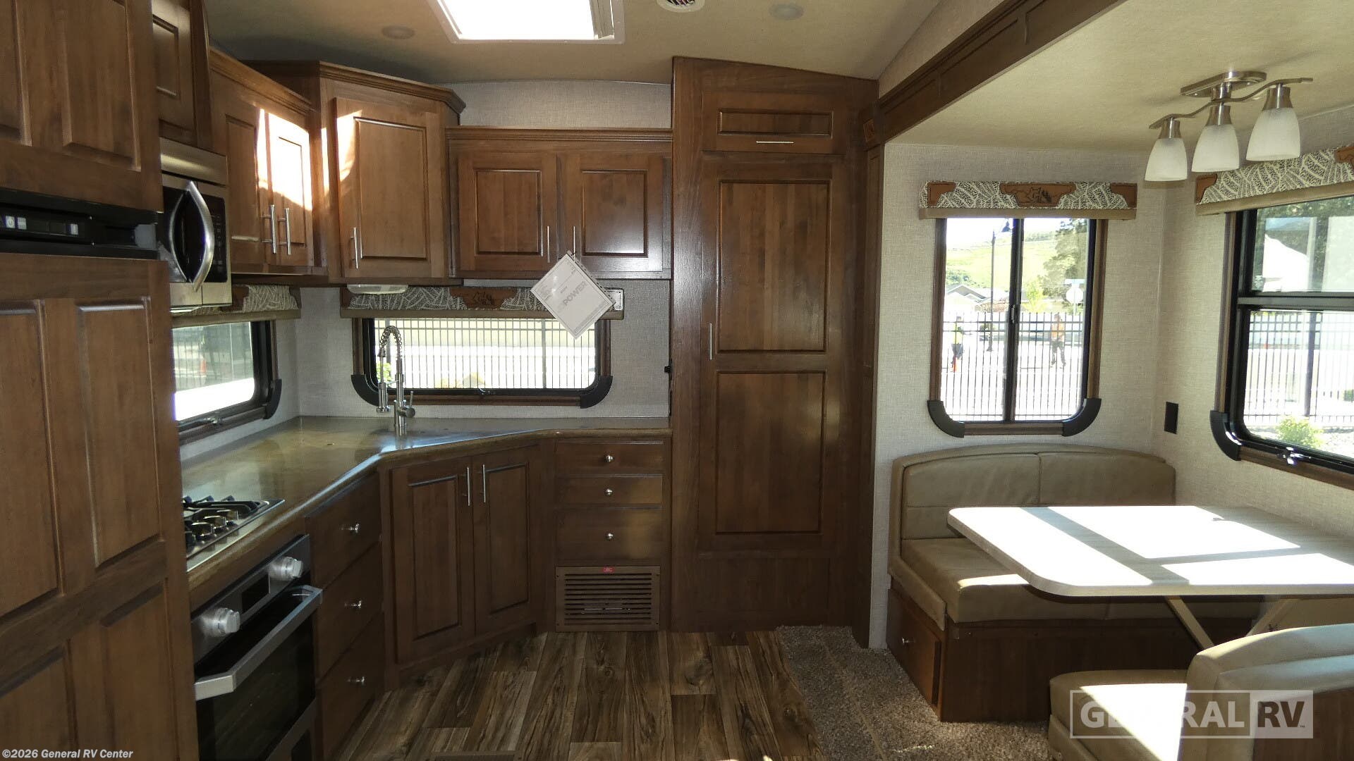 2022 Northwood Arctic Fox 27-5L - Used Fifth Wheel For Sale by General RV Center in South Weber, Utah