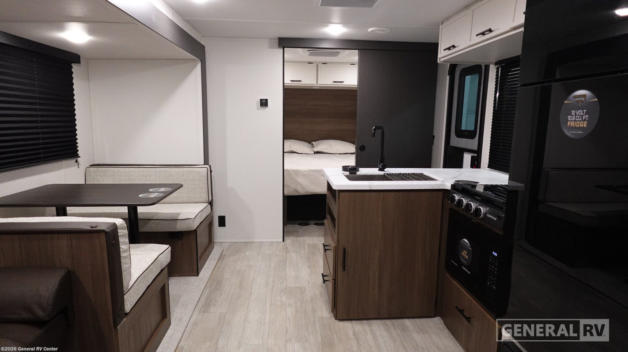 New 2027 Prime Time Avenger 26DBS available in South Weber, Utah