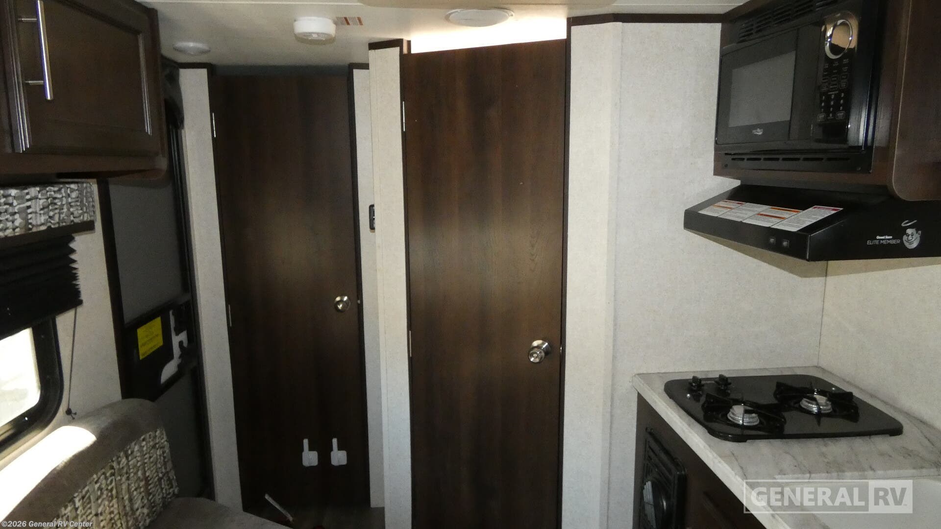2019 Jayco Jay Flight SLX 7 145RB - Used Travel Trailer For Sale by General RV Center in South Weber, Utah