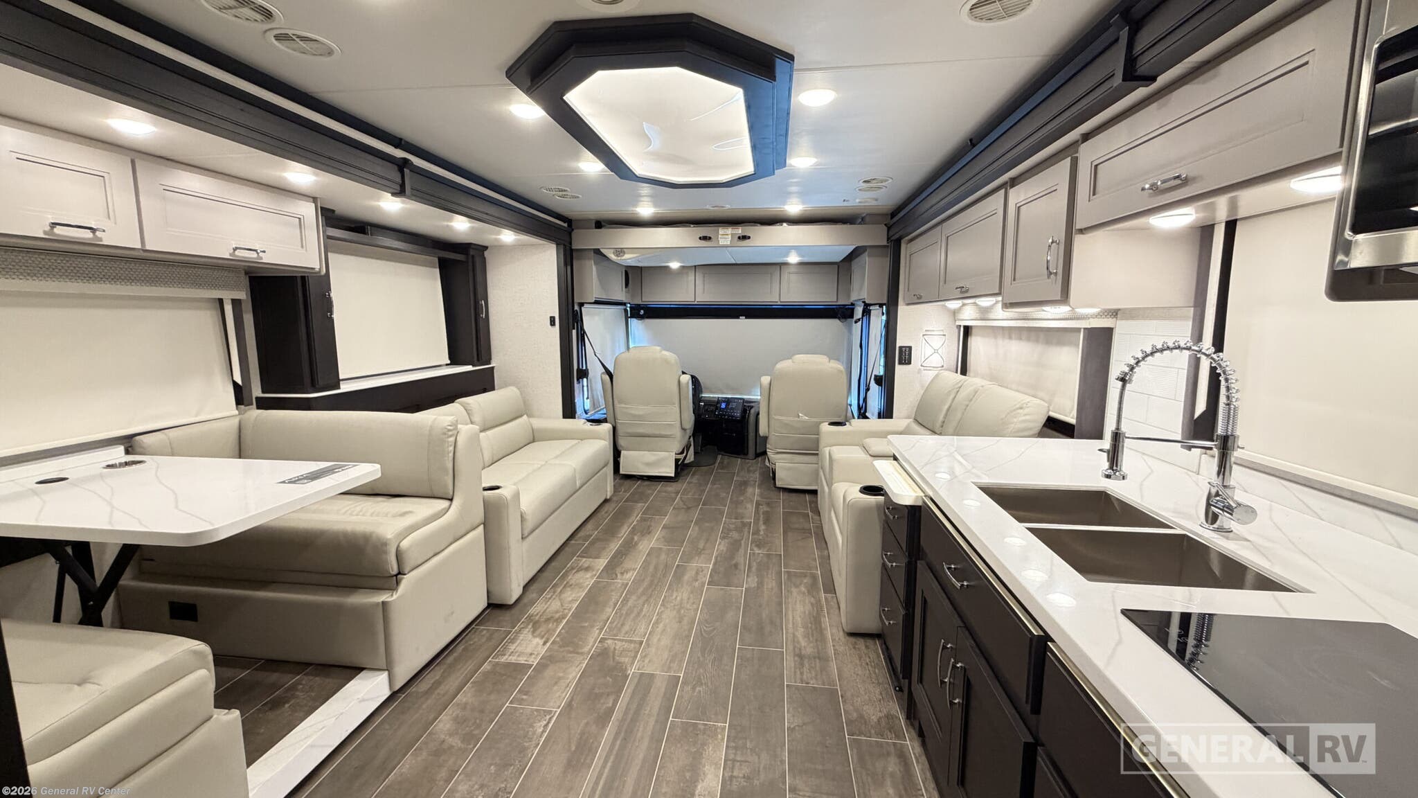 New 2026 Thor Motor Coach Aria 3901 available in South Weber, Utah