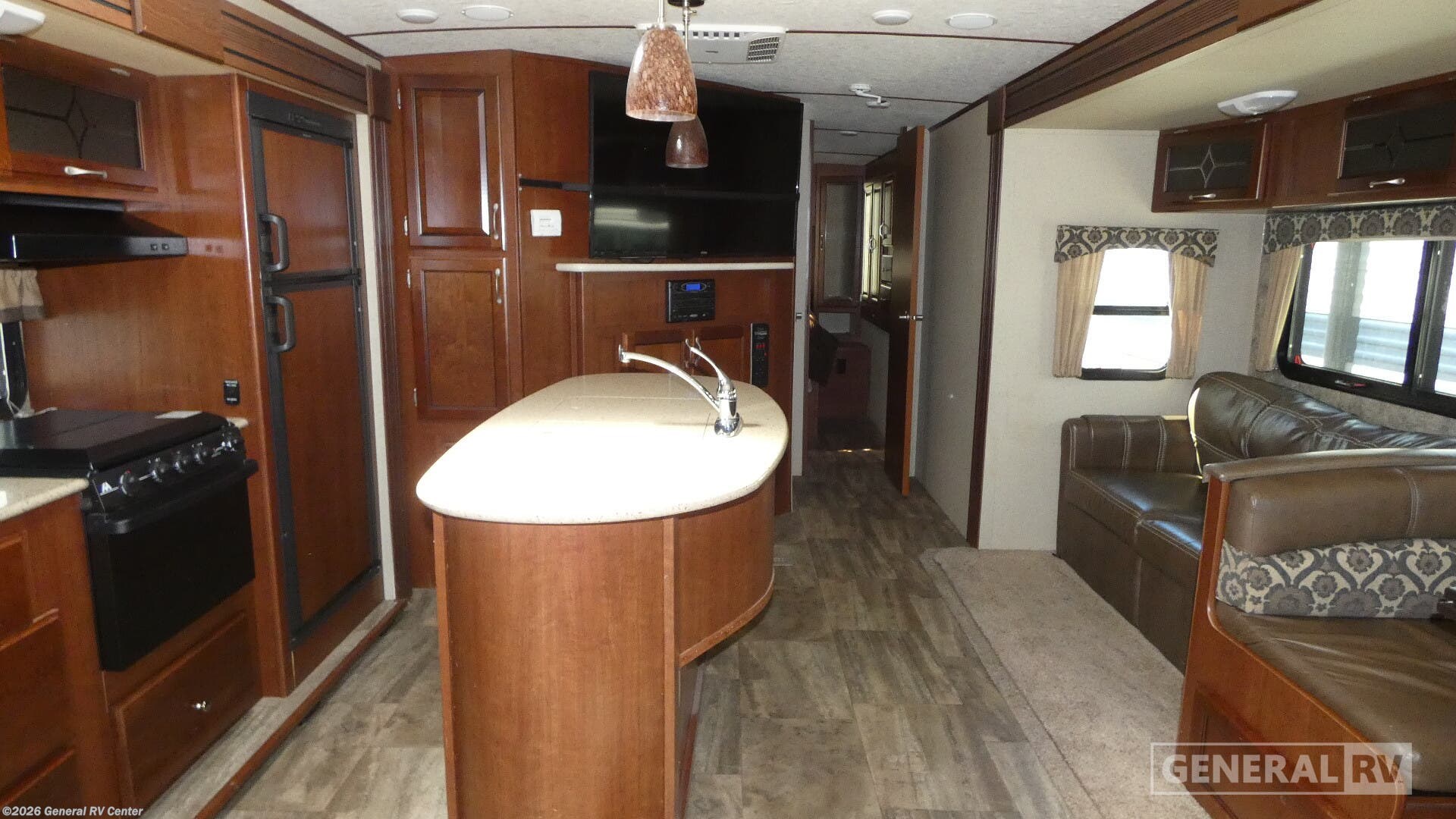 2016 EverLite 275FLS - Used Travel Trailer For Sale by General RV Center in South Weber, Utah