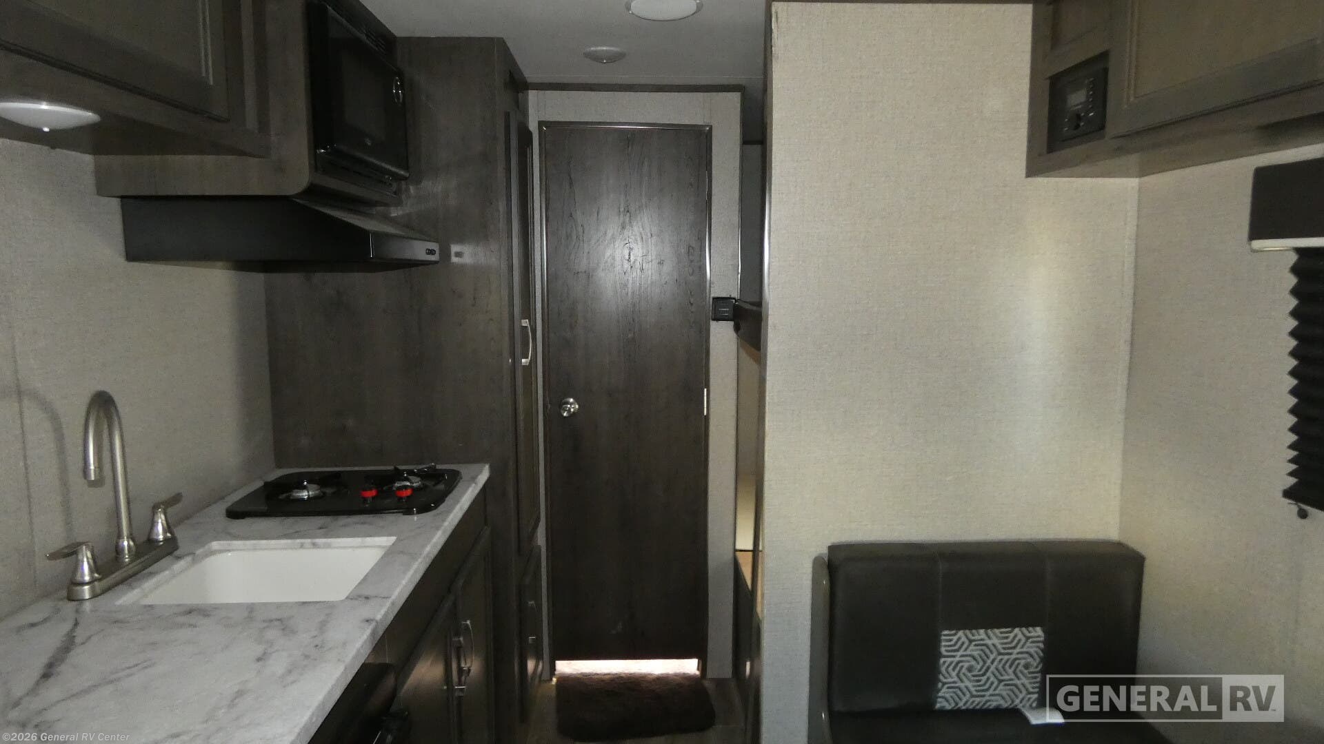 2021 Jayco Jay Flight SLX 7 174BH - Used Travel Trailer For Sale by General RV Center in South Weber, Utah