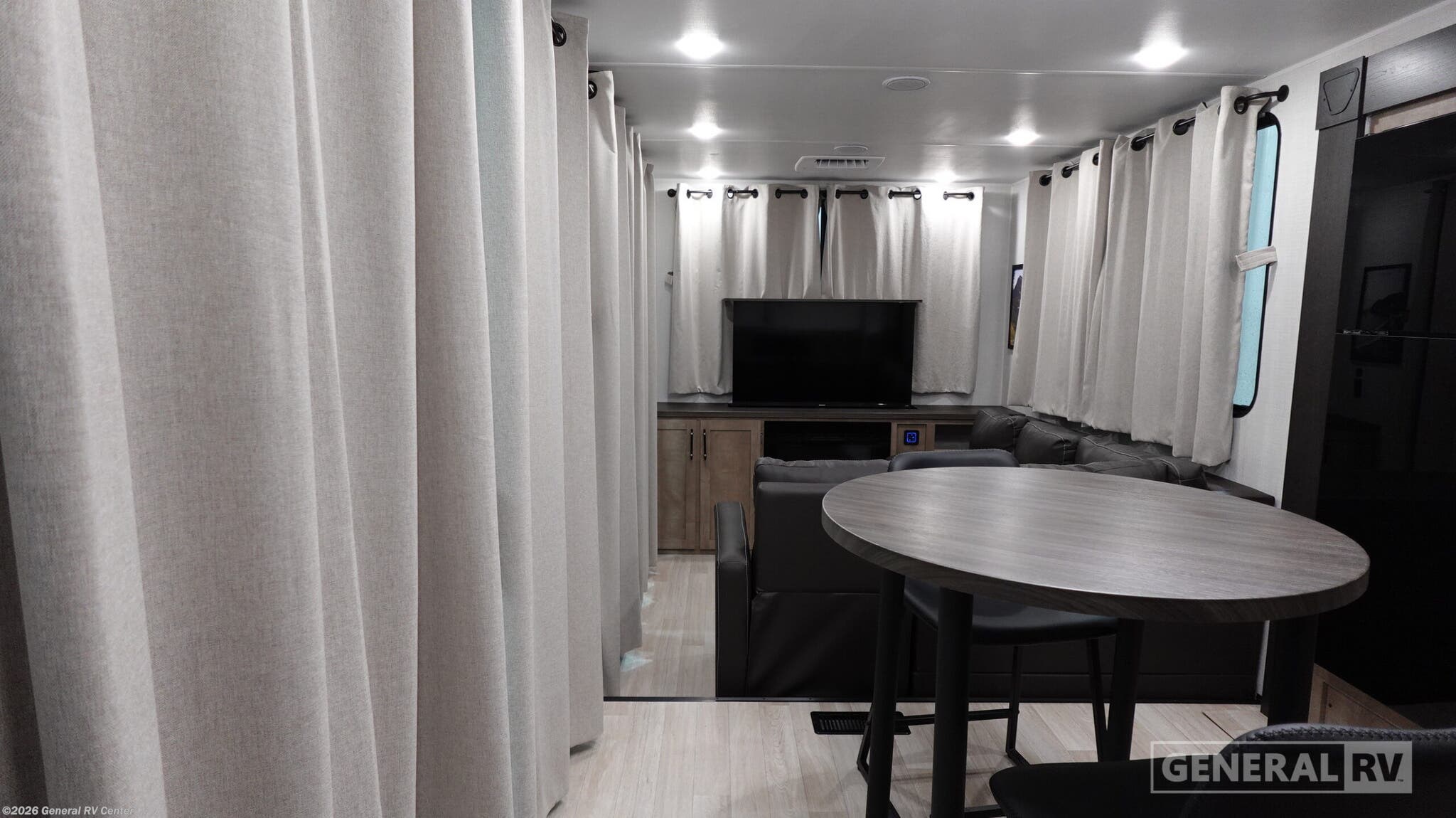 2027 Keystone Springdale Max 31SUNROOM - New Travel Trailer For Sale by General RV Center in South Weber, Utah
