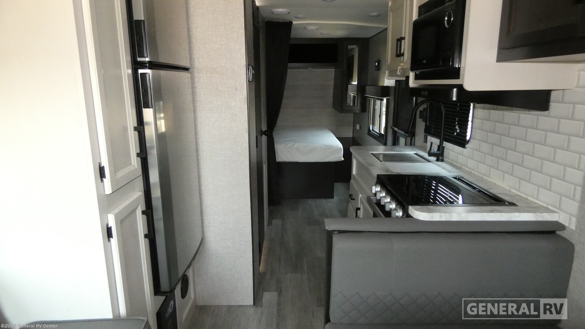 Used 2023 Jayco Jay Flight 212QBW available in South Weber, Utah