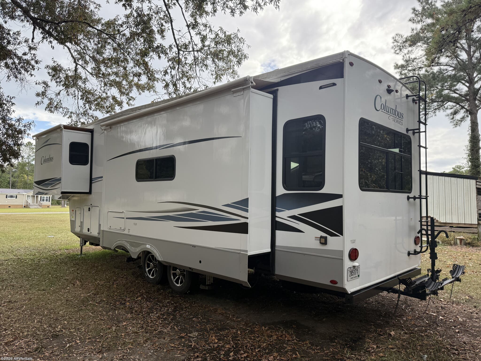 Used 2022 Palomino Columbus 299RL available in Summerville, South Carolina