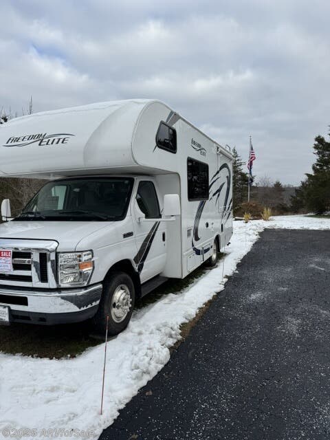 2019 Freedom Elite 22FE by Thor Motor Coach from ARVforSale in Summerville, South Carolina