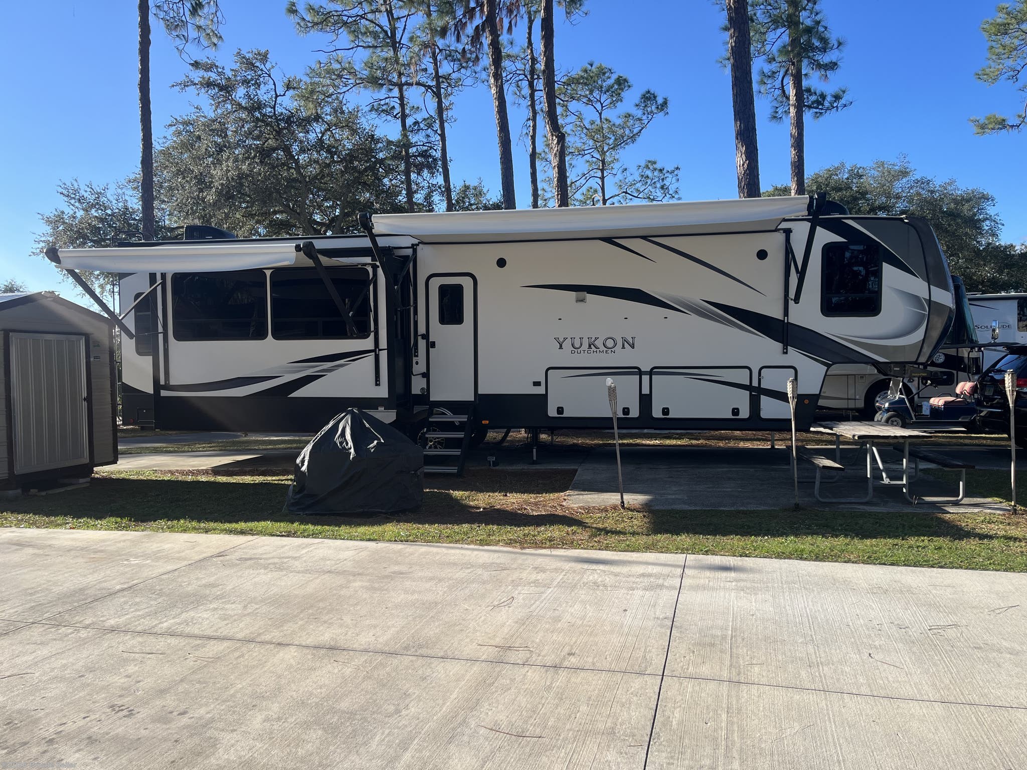 2021 Dutchmen Yukon - Used Fifth Wheel For Sale by For Sale By Owner in Tampa, Florida