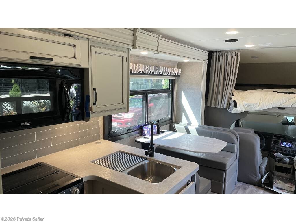 Kitchen with dining area