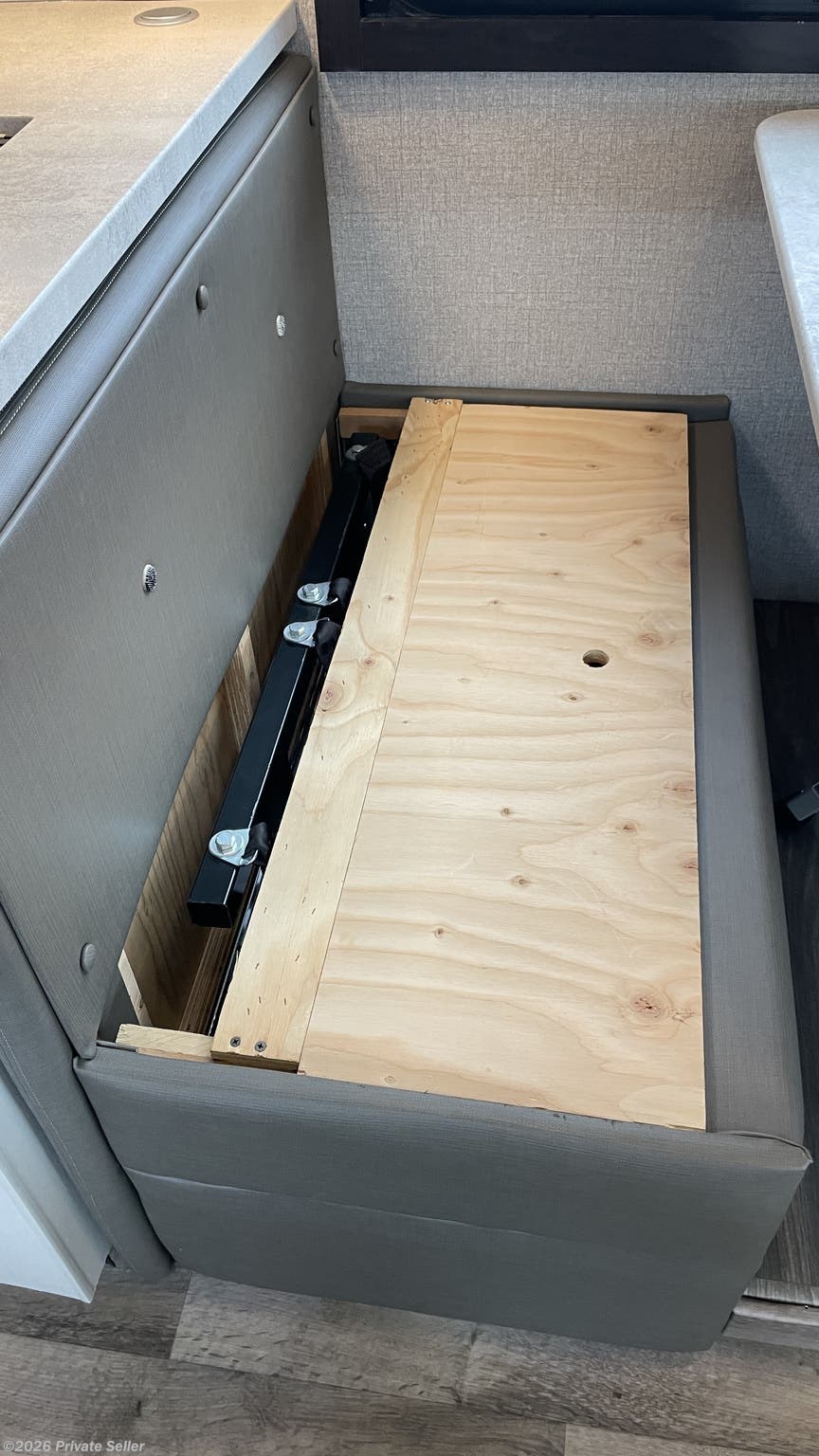 Storage under left dining bench seat
