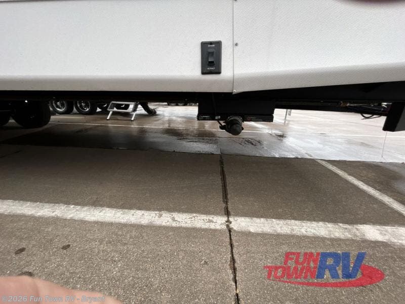 New 2025 CrossRoads Sunset Trail SS285CK available in Bryant, Arkansas