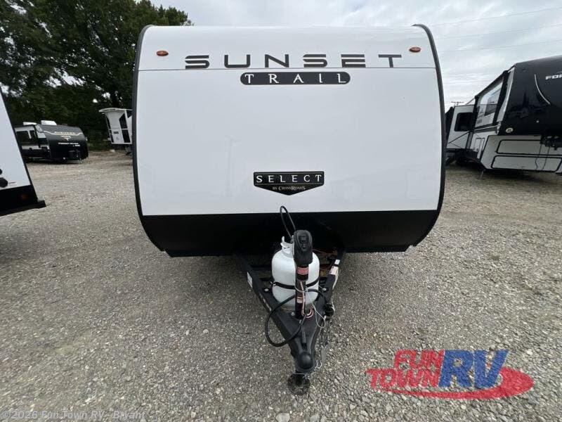 2026 CrossRoads Sunset Trail 17BHS - New Travel Trailer For Sale by Fun Town RV - Bryant in Bryant, Arkansas