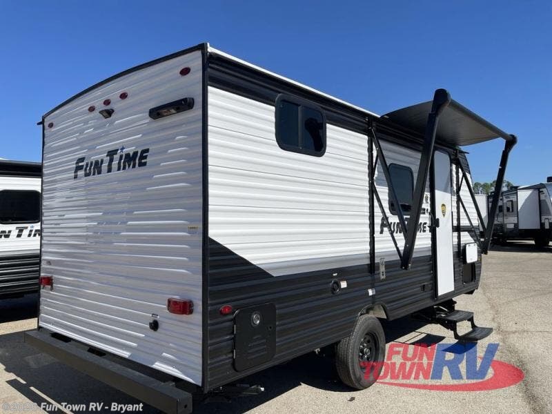 New 2026 CrossRoads Fun Time 185BH available in Bryant, Arkansas