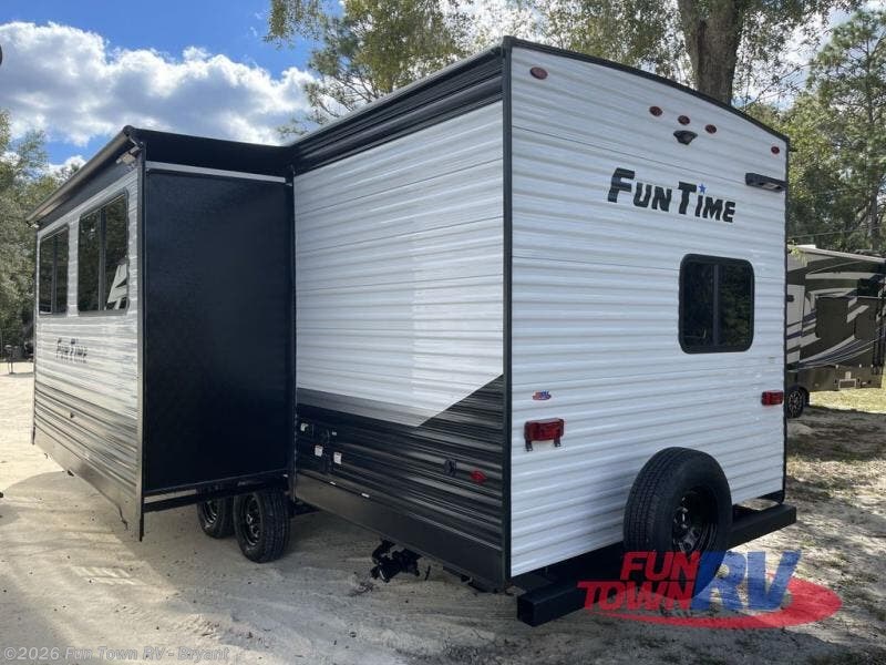 New 2026 CrossRoads Fun Time 265BH available in Bryant, Arkansas