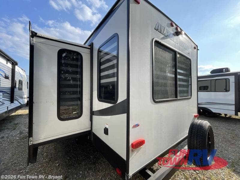Used 2021 Forest River Cherokee Alpha Wolf 23RD-L available in Bryant, Arkansas
