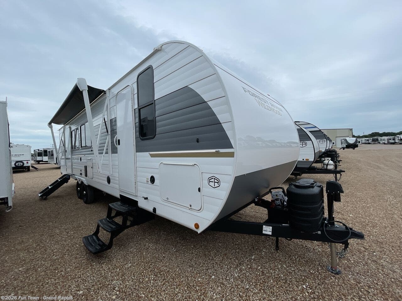 2026 Forest River Wildwood 300ICE - New Travel Trailer For Sale by Fun Town - Grand Rapids in Rockford, Michigan
