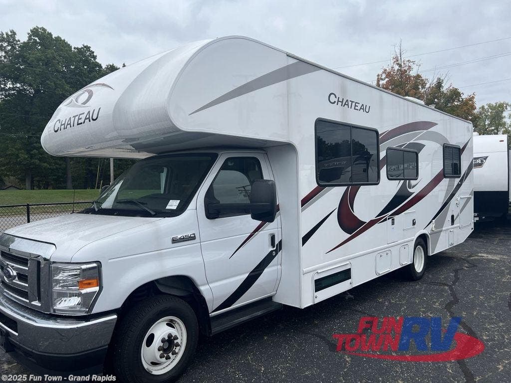 2023 Chateau 28A by Thor Motor Coach from Fun Town - Grand Rapids in Rockford, Michigan