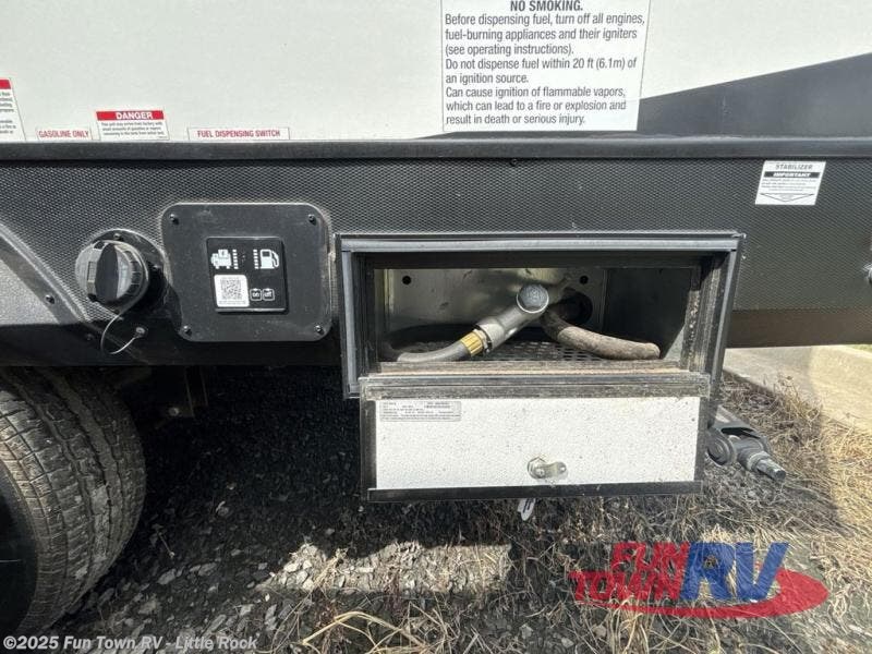 2019 XLR Hyper Lite 19HFS by Forest River from Fun Town RV - Little Rock in Little Rock, Arkansas