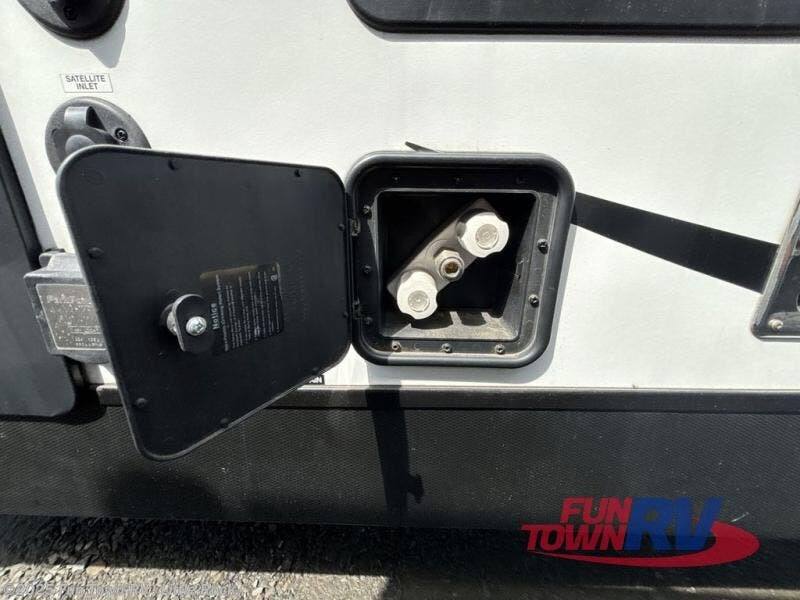 Used 2019 Forest River XLR Hyper Lite 19HFS available in Little Rock, Arkansas